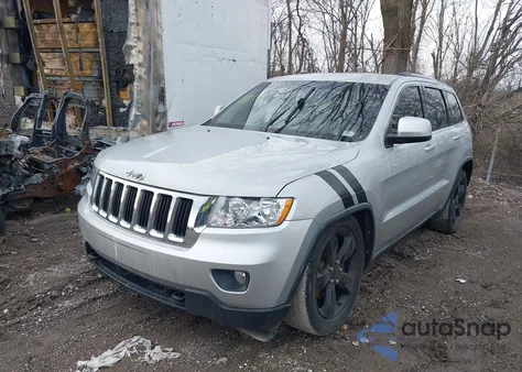 2012 Jeep Grand Cherokee Laredo z USA, uszkodzony, nr VIN 1C4RJFAG3CC239399